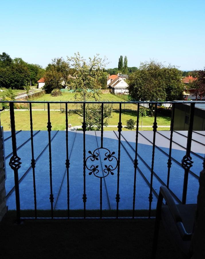 Kukorica Csarda Apartman 2 Balatonujlak Buitenkant foto