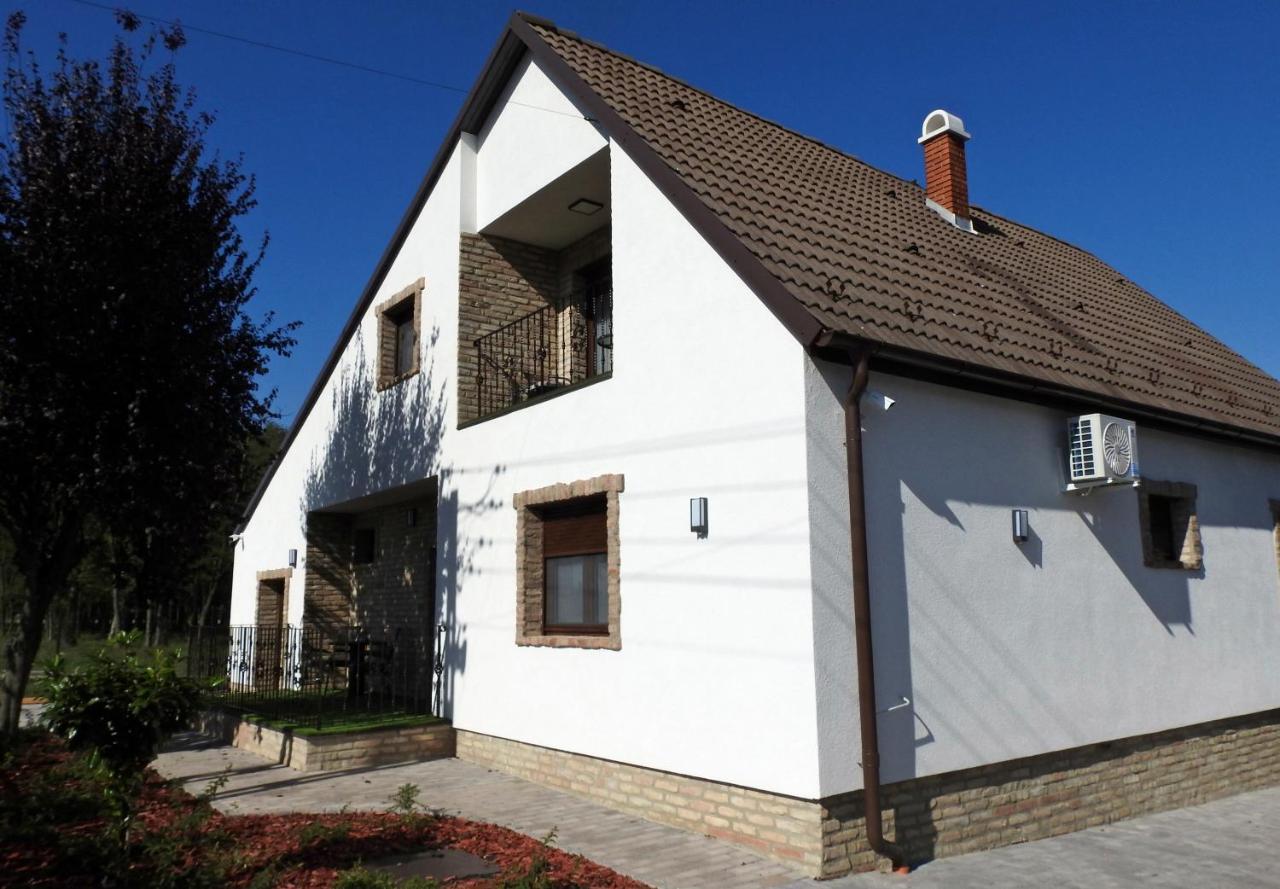 Kukorica Csarda Apartman 2 Balatonujlak Buitenkant foto