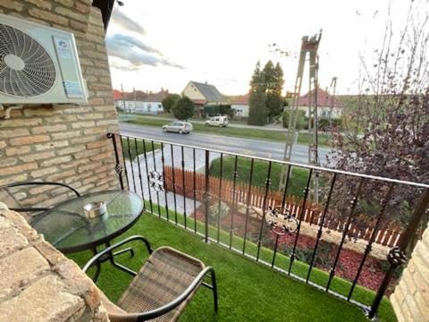 Kukorica Csarda Apartman 2 Balatonujlak Buitenkant foto